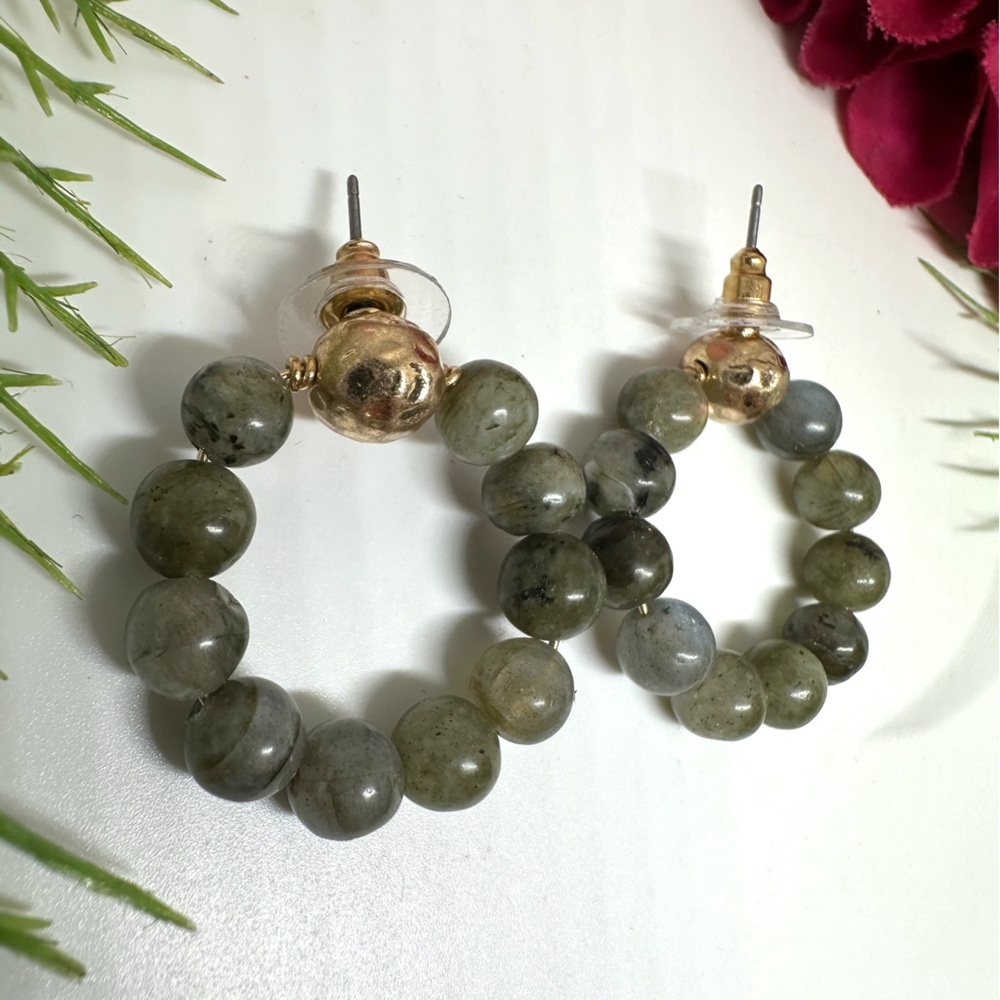 NEW⚜️Labradorite Beaded Hoop Earrings - Picture 4 of 6